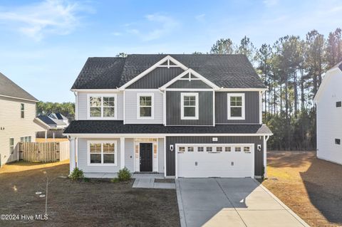 A home in Sneads Ferry