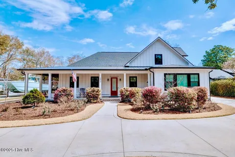 MLS: 100495494