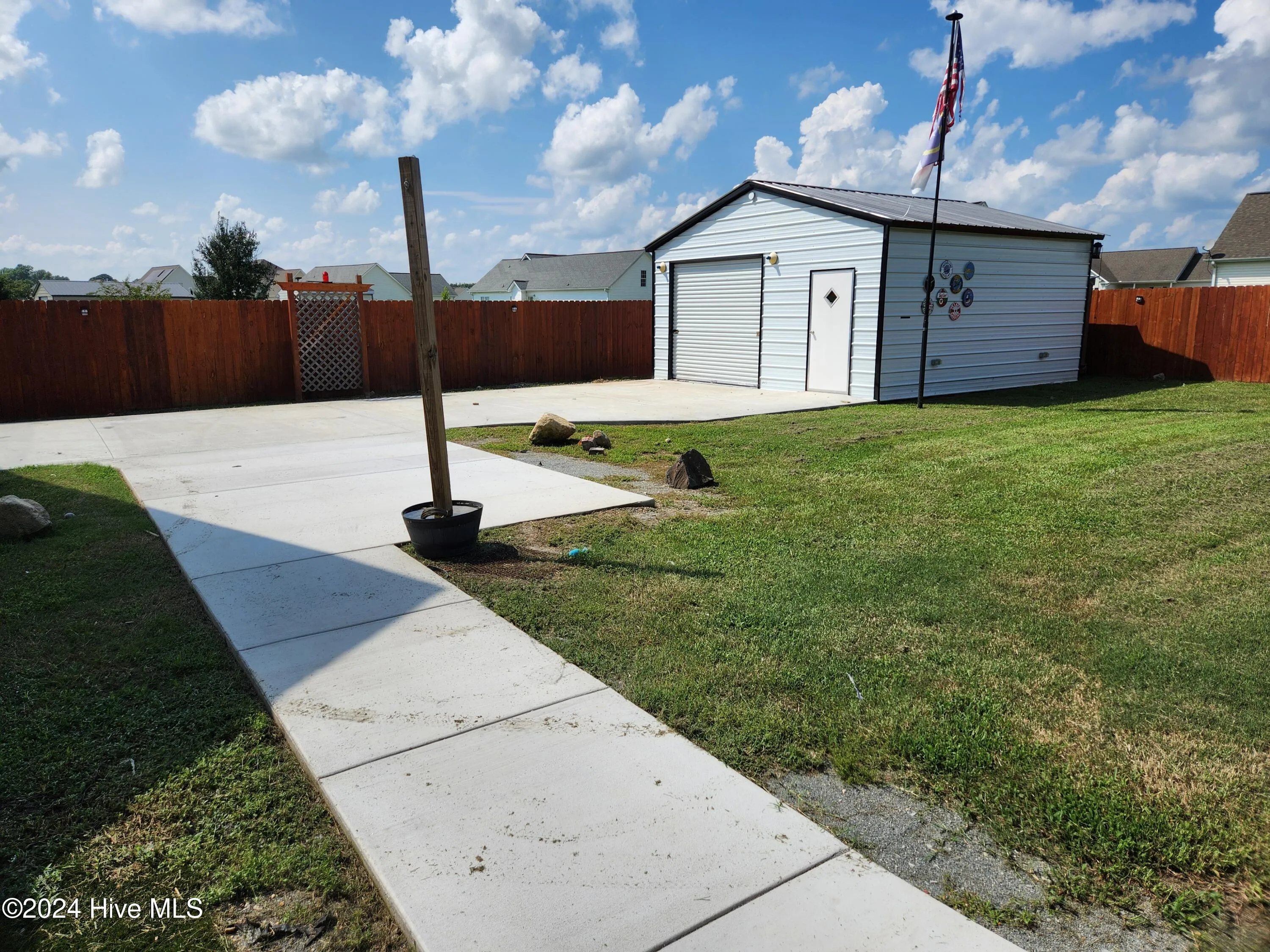 Princeton, North Carolina 27569, United States, 4 Bedrooms Bedrooms, ,3 BathroomsBathrooms,Residential,Pending,24067