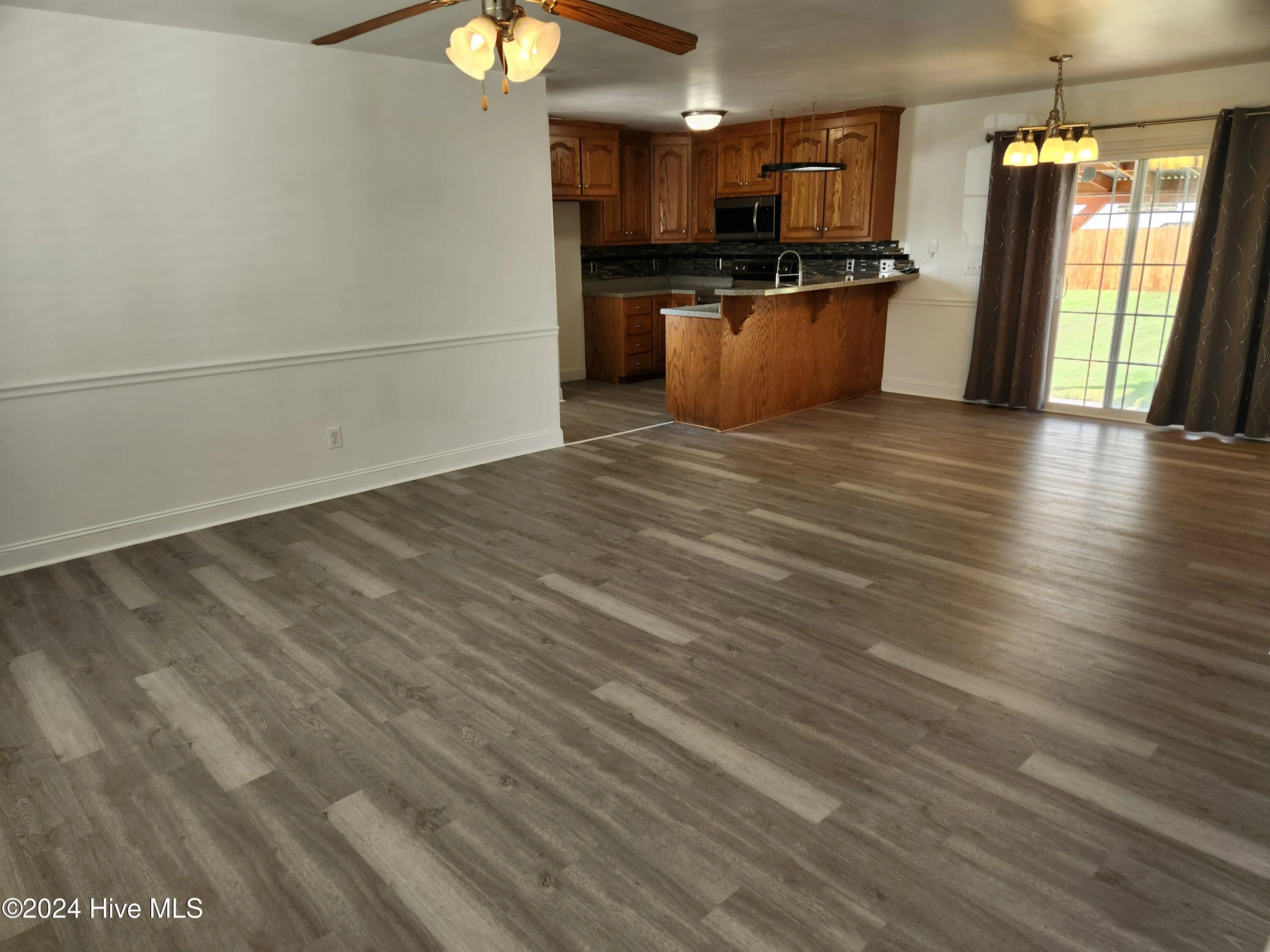 Princeton, North Carolina 27569, United States, 4 Bedrooms Bedrooms, ,3 BathroomsBathrooms,Residential,Pending,24067