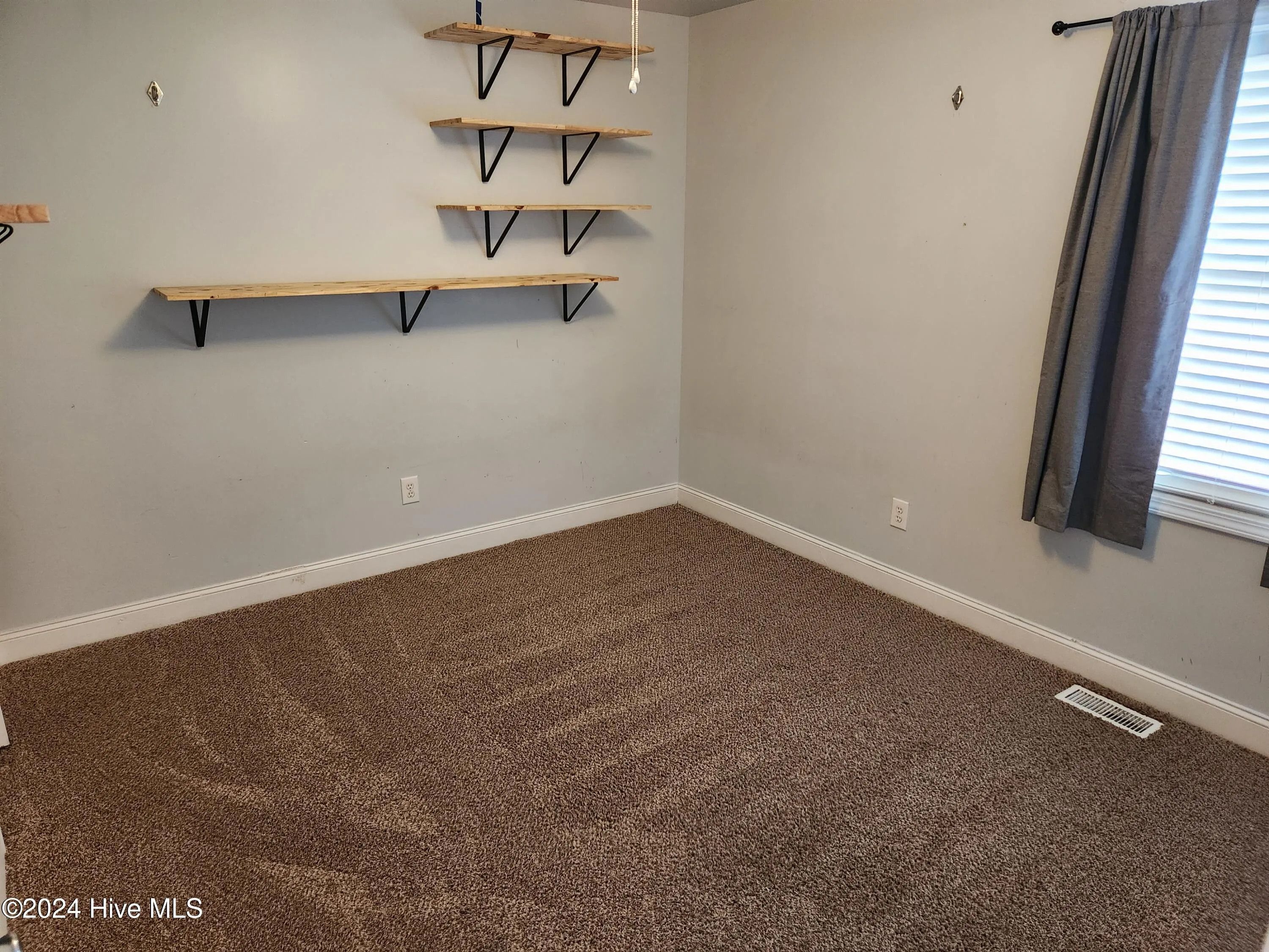 Princeton, North Carolina 27569, United States, 4 Bedrooms Bedrooms, ,3 BathroomsBathrooms,Residential,Pending,24067