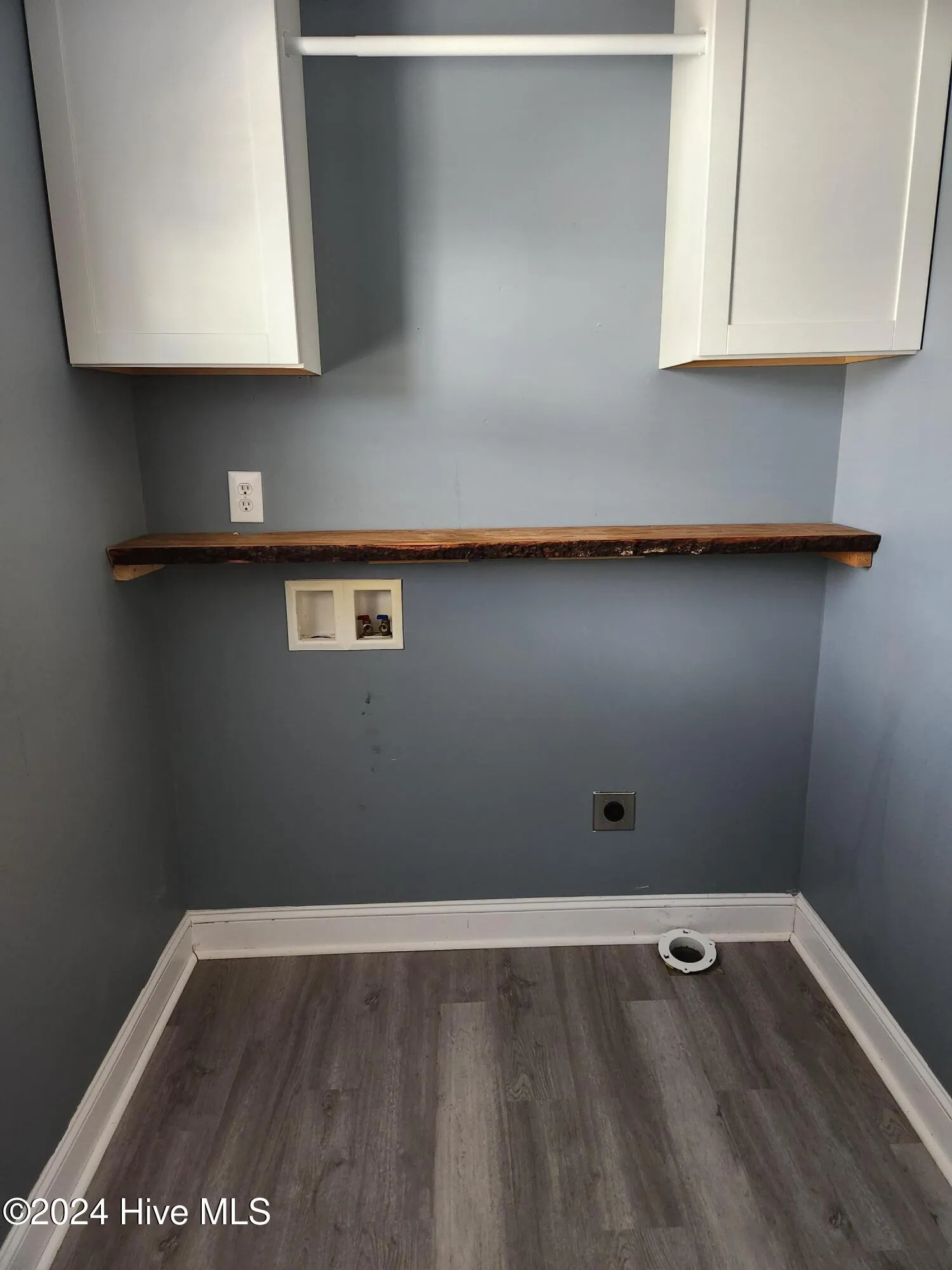 Princeton, North Carolina 27569, United States, 4 Bedrooms Bedrooms, ,3 BathroomsBathrooms,Residential,Pending,24067