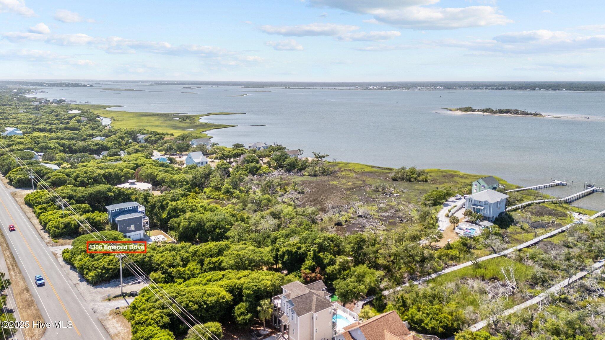 4306 Emerald Drive Drive