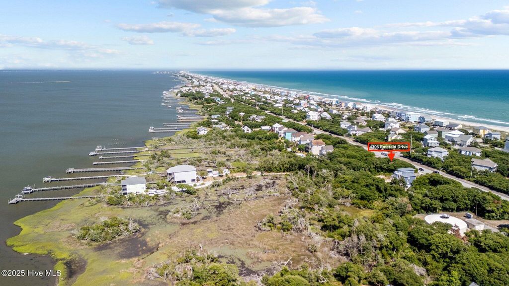 Photo of 4306 Emerald Drive Drive, Emerald Isle, NC 28594 (MLS # 100498650)