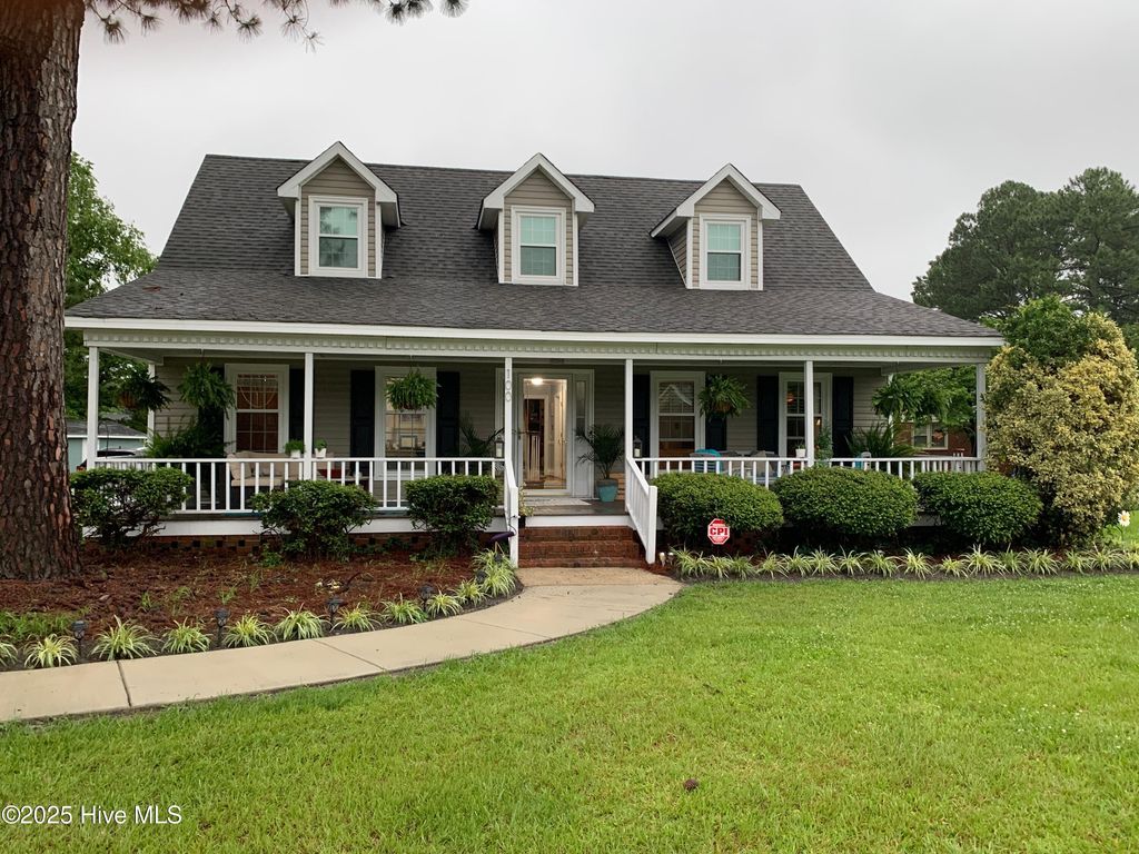 Photo of 100 Louis Street, Greenville, NC 27858 (MLS # 100537300)