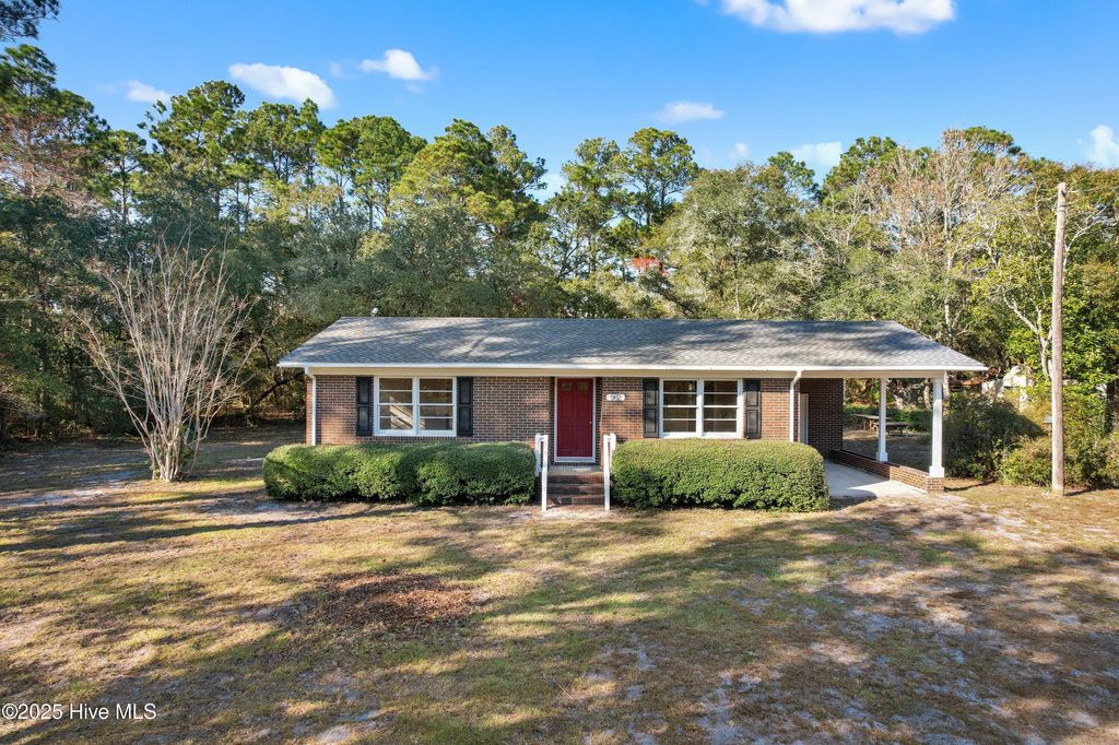 Photo of 962 Taft Road SW, Supply, NC 28462 (MLS # 100541488)