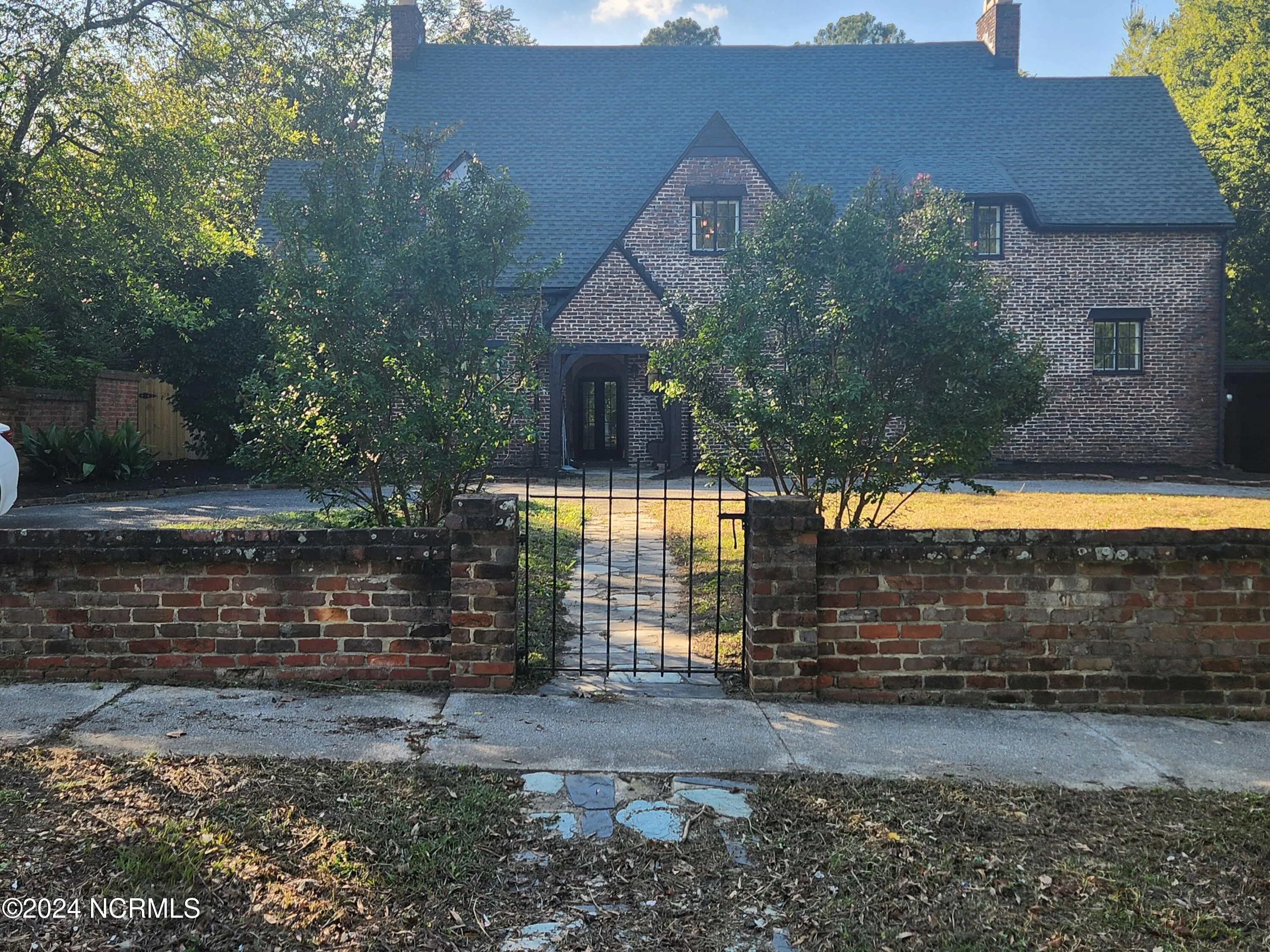 Goldsboro, North Carolina 27530, United States, 3 Bedrooms Bedrooms, ,3 BathroomsBathrooms,Residential,Pending,39313