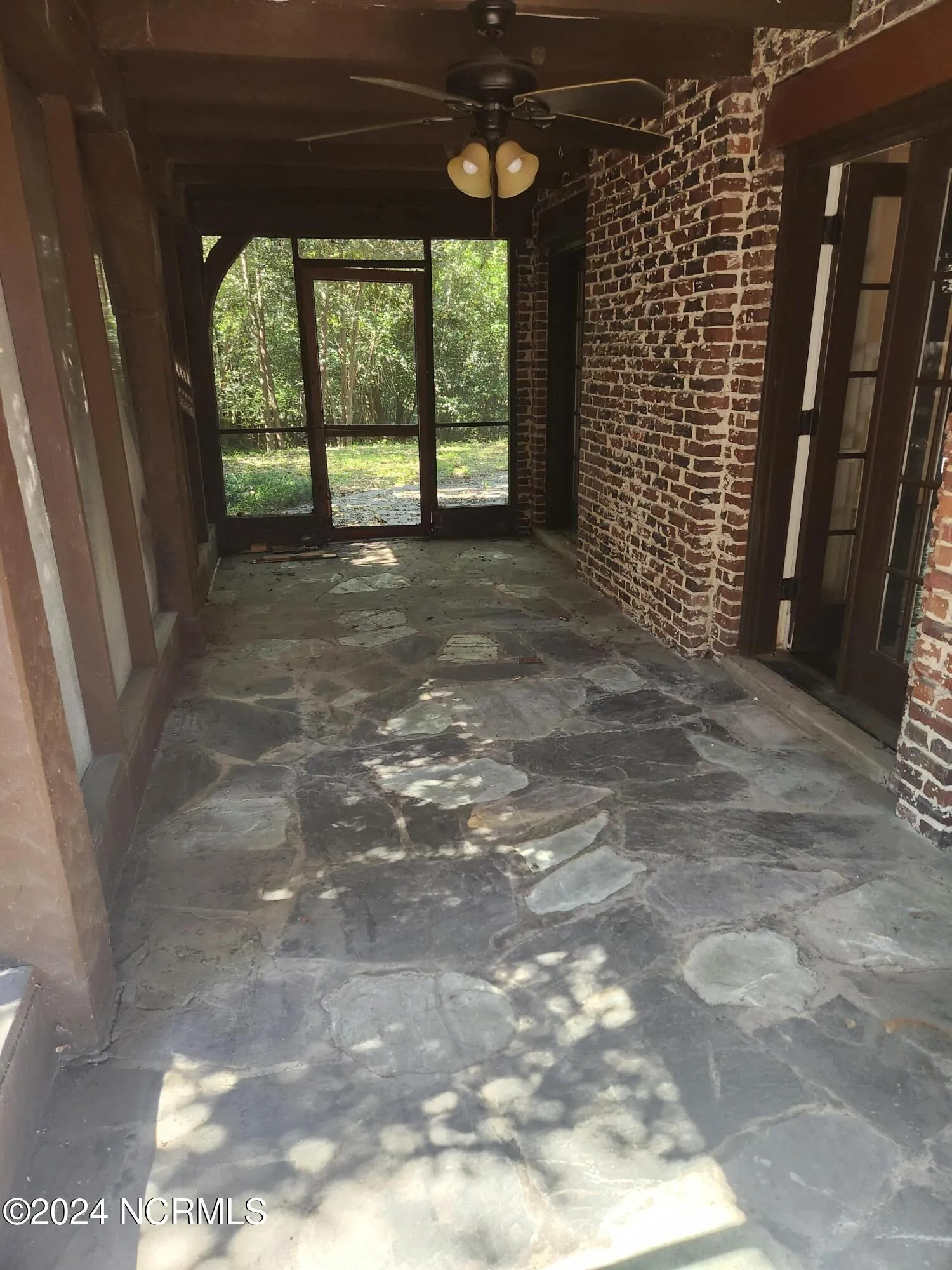 Goldsboro, North Carolina 27530, United States, 3 Bedrooms Bedrooms, ,3 BathroomsBathrooms,Residential,Pending,39313