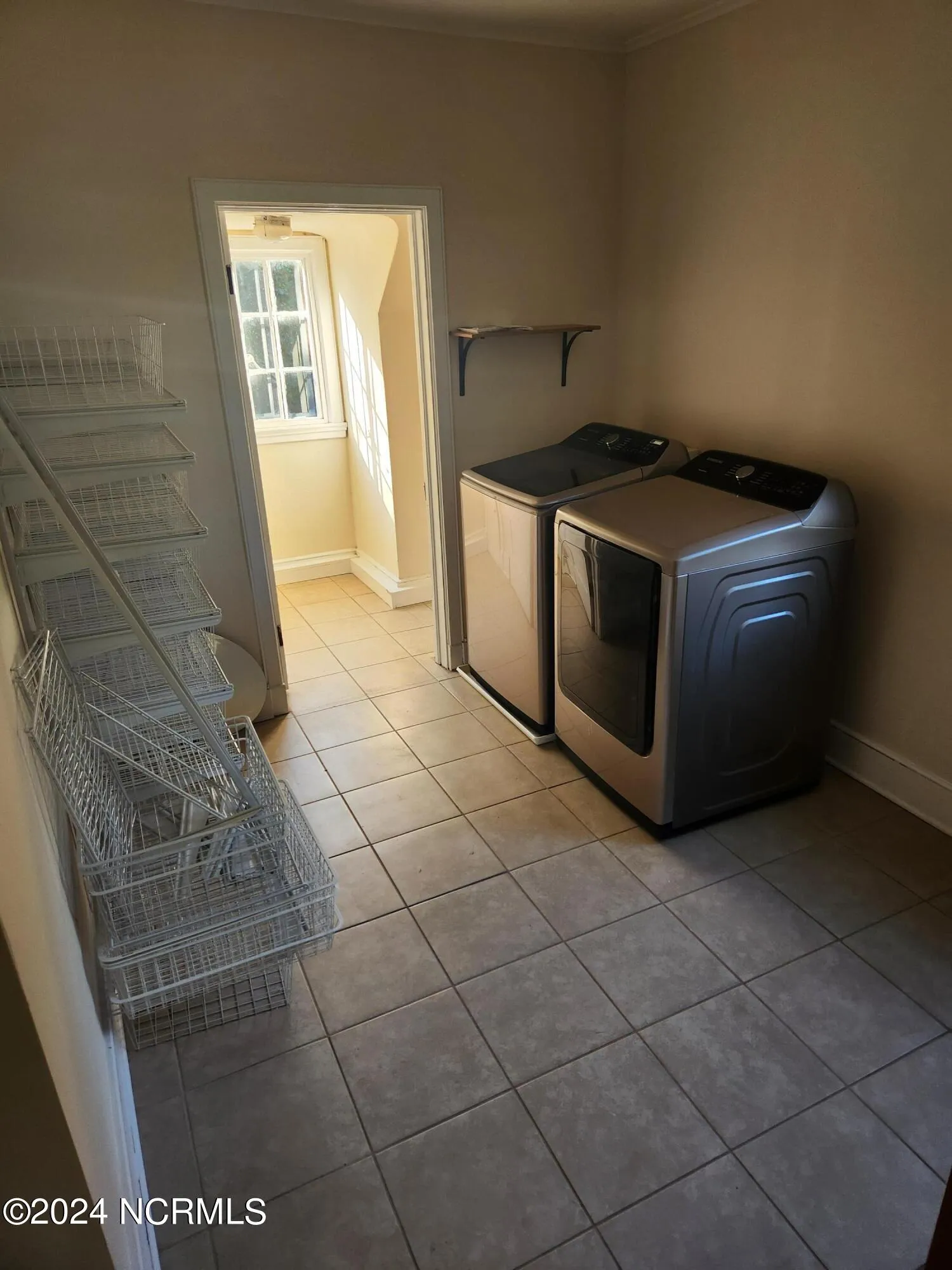 Goldsboro, North Carolina 27530, United States, 3 Bedrooms Bedrooms, ,3 BathroomsBathrooms,Residential,Pending,39313