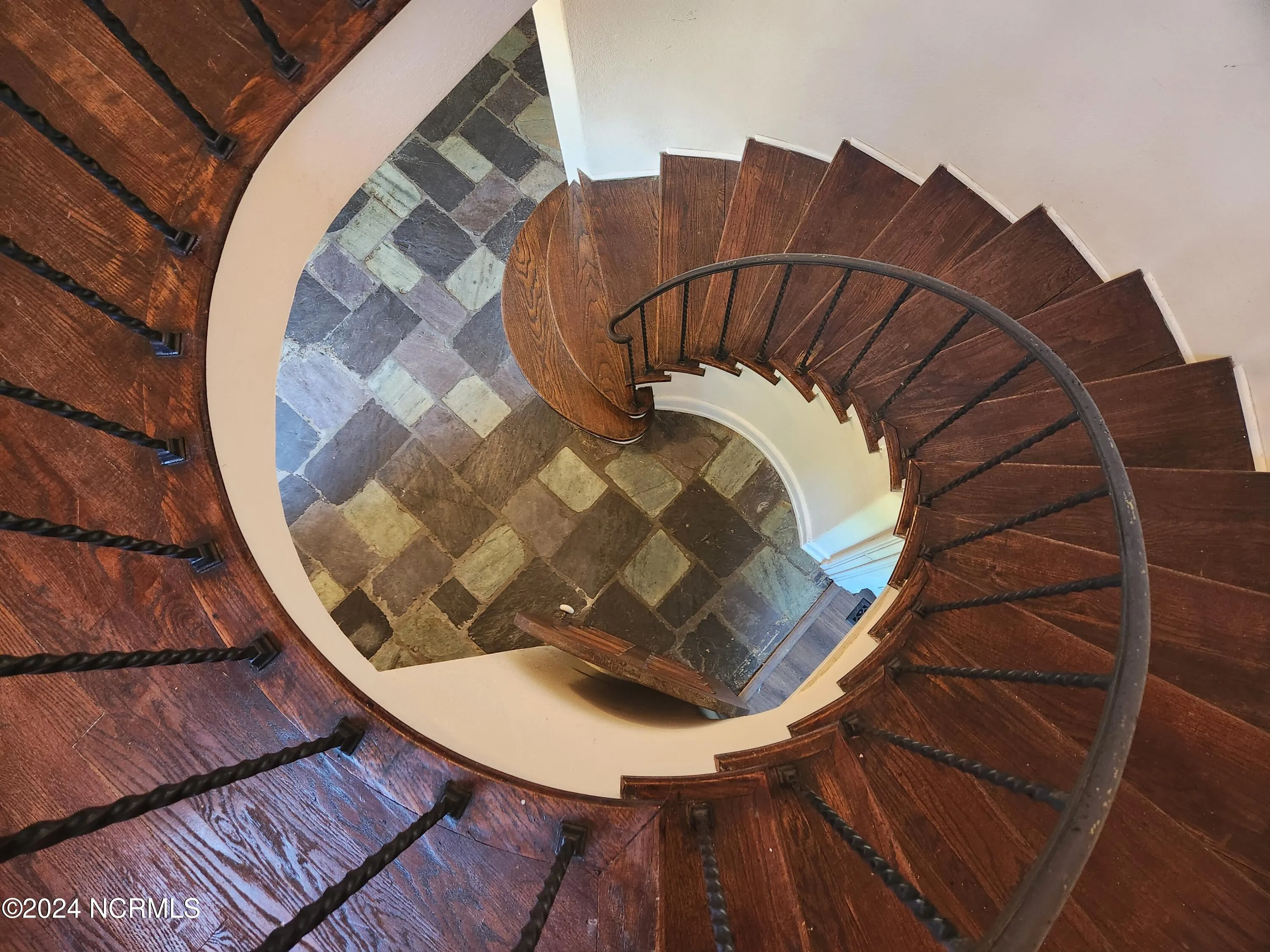 Goldsboro, North Carolina 27530, United States, 3 Bedrooms Bedrooms, ,3 BathroomsBathrooms,Residential,Pending,39313