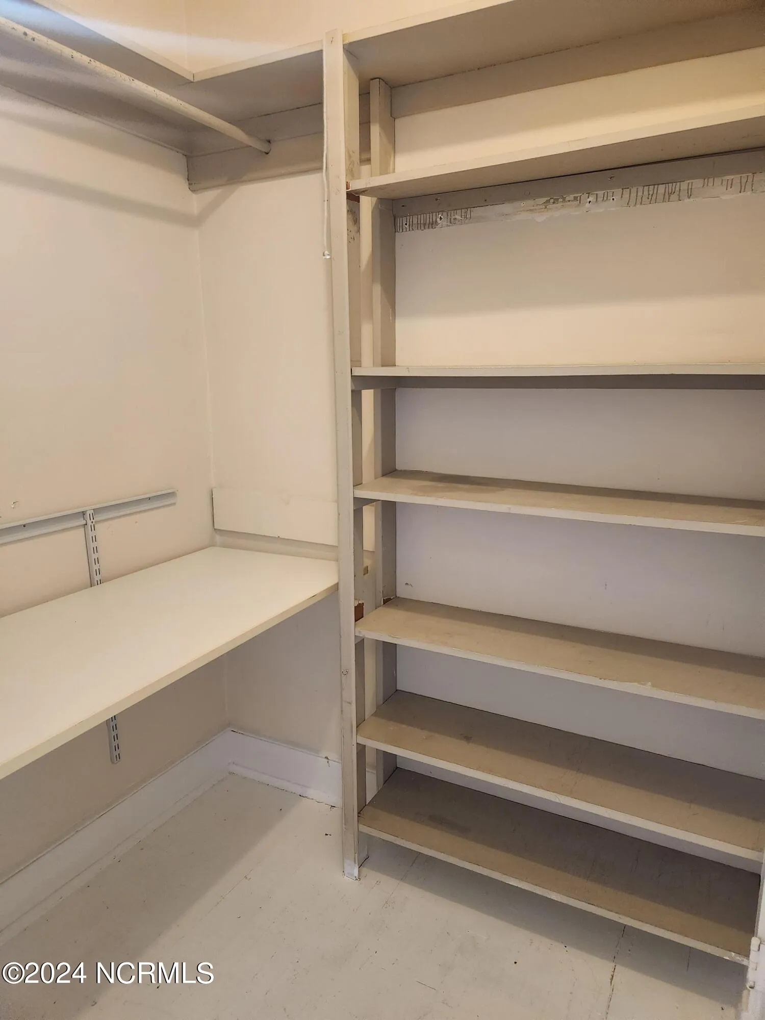 Goldsboro, North Carolina 27530, United States, 3 Bedrooms Bedrooms, ,3 BathroomsBathrooms,Residential,Pending,39313