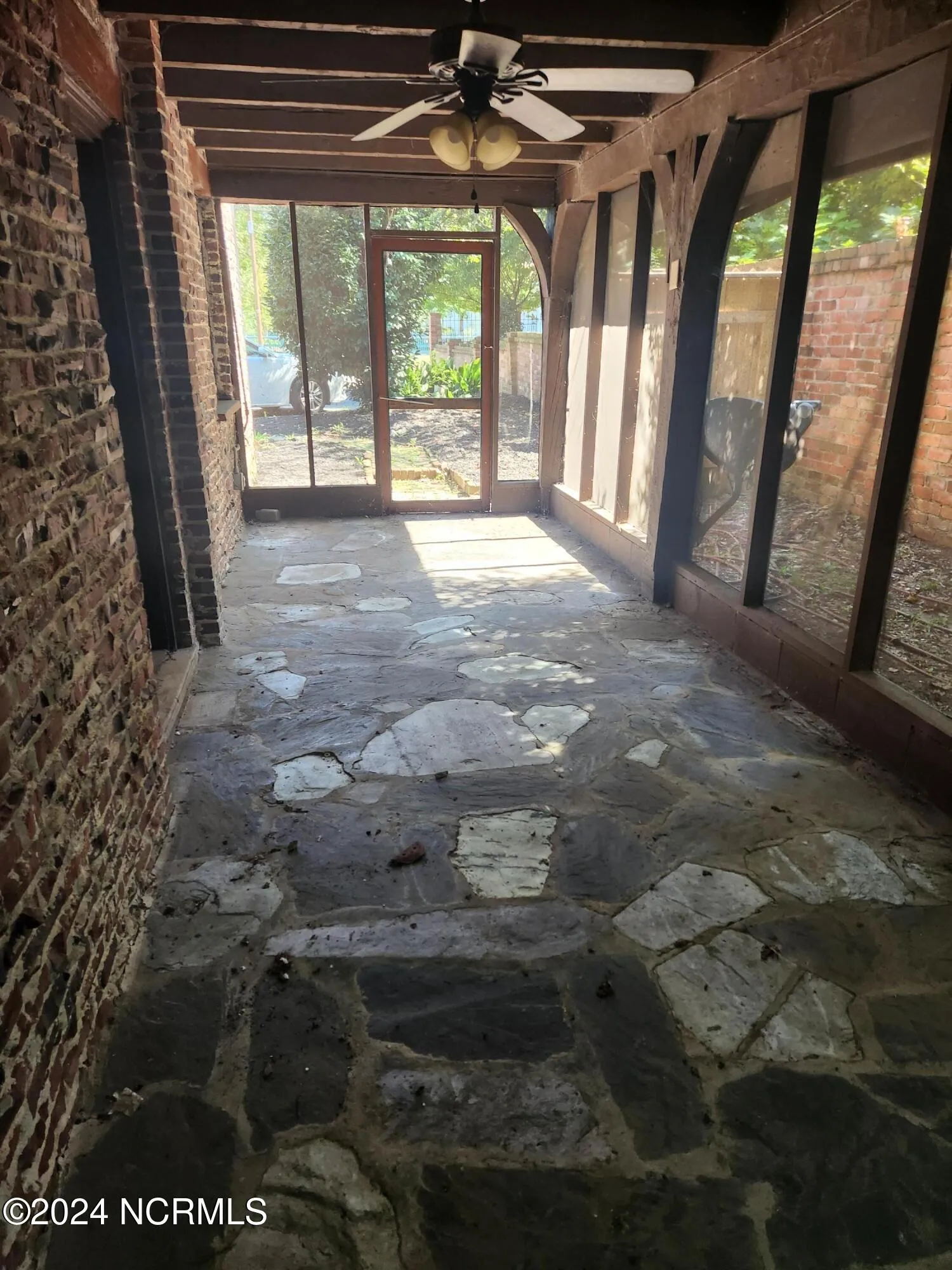 Goldsboro, North Carolina 27530, United States, 3 Bedrooms Bedrooms, ,3 BathroomsBathrooms,Residential,Pending,39313