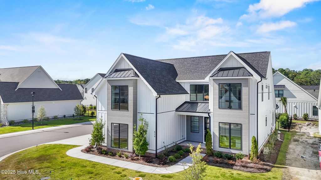 Photo of 624 Waterstone Drive, Wilmington, NC 28411 (MLS # 100532509)