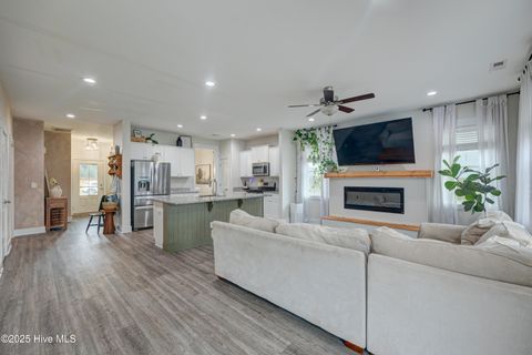 Tiny photo for 50 S Lord Wallace Court, Rocky Point, NC 28457 (MLS # 100534229)