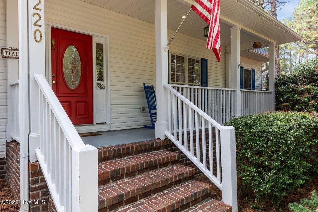 Photo of 220 Pine Vista Drive, Pinehurst, NC 28374 (MLS # 100536493)
