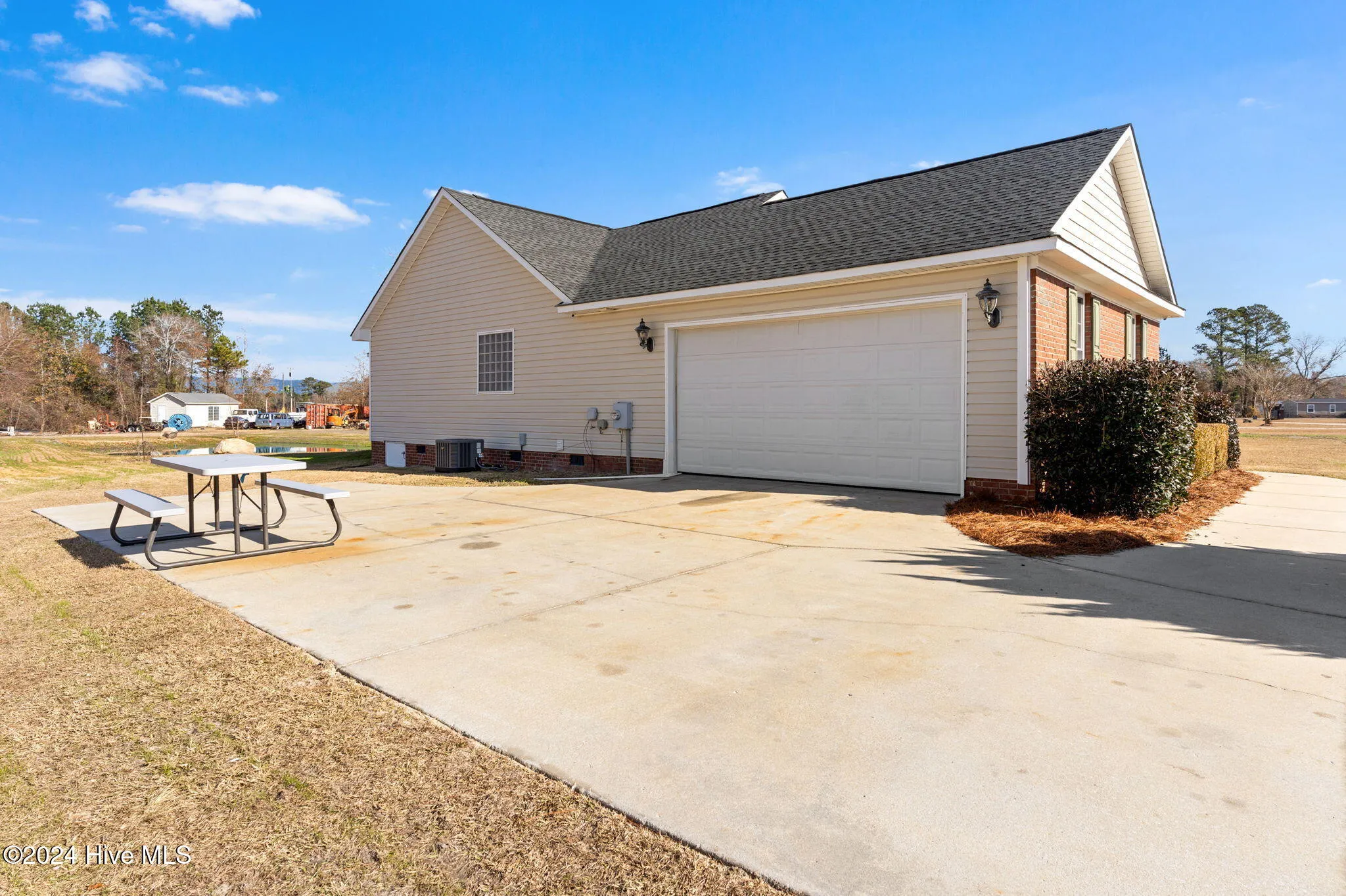 Lumberton, North Carolina 28358, United States, 3 Bedrooms Bedrooms, ,2 BathroomsBathrooms,Residential,Active,25270