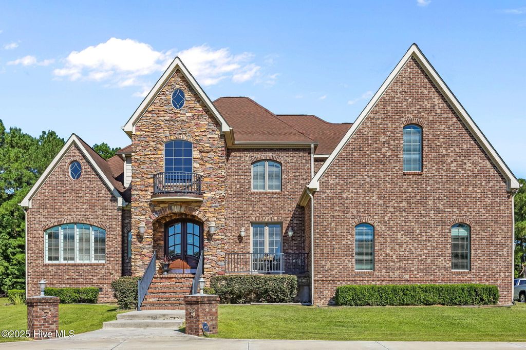 Photo of 187 Country Squire Lane, Jacksonville, NC 28540 (MLS # 100529119)