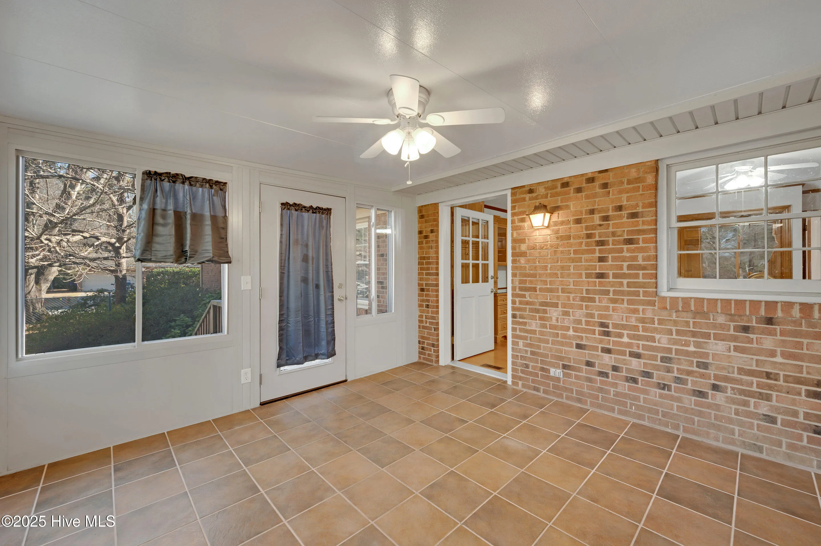 Greenville, North Carolina 27858, United States, 3 Bedrooms Bedrooms, ,2 BathroomsBathrooms,Residential,Active,15242