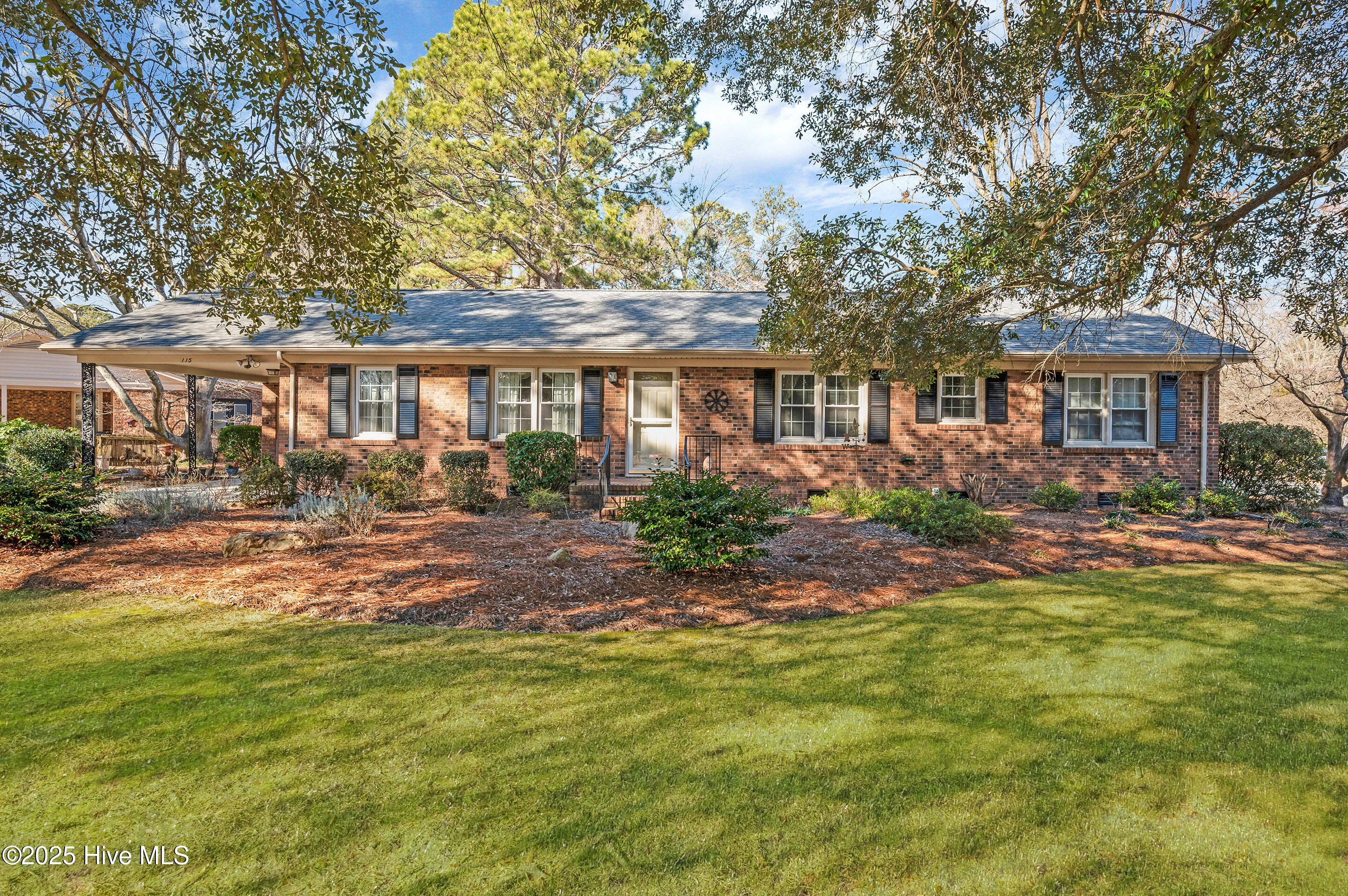Greenville, North Carolina 27858, United States, 3 Bedrooms Bedrooms, ,2 BathroomsBathrooms,Residential,Active,15242