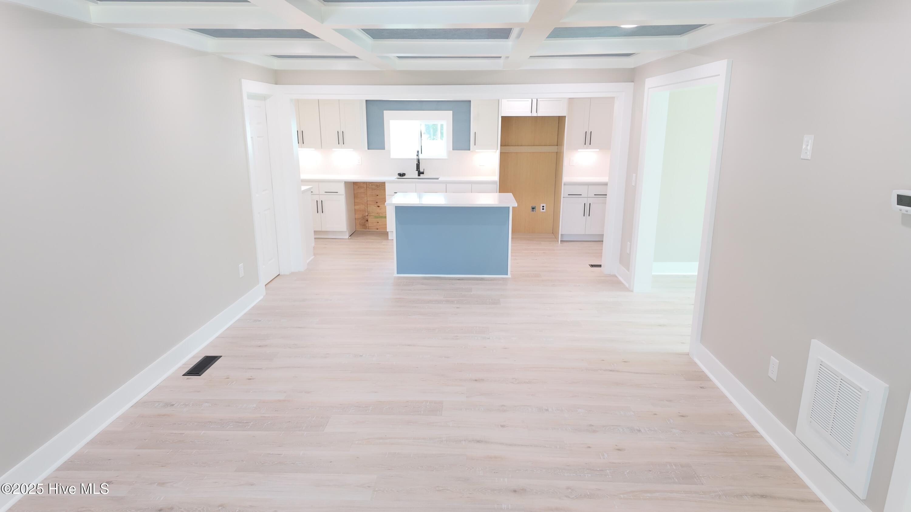 639 E Chatham Street