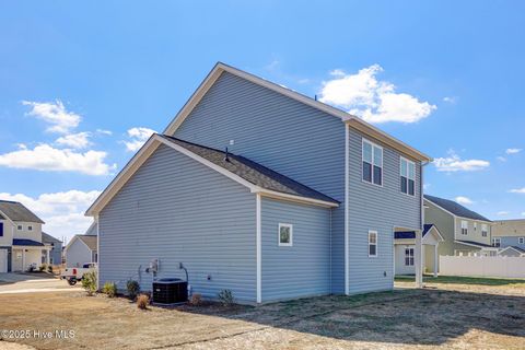 A home in Raeford