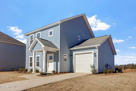 A home in Raeford