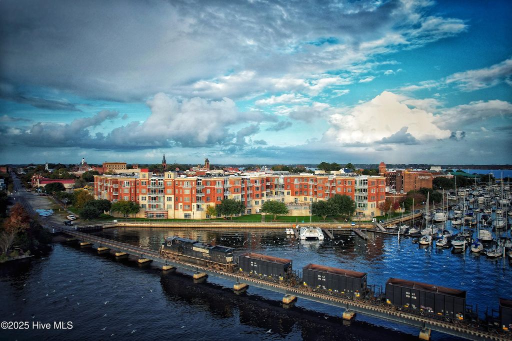 Photo of 421 Sky Sail Boulevard, New Bern, NC 28560 (MLS # 100534147)