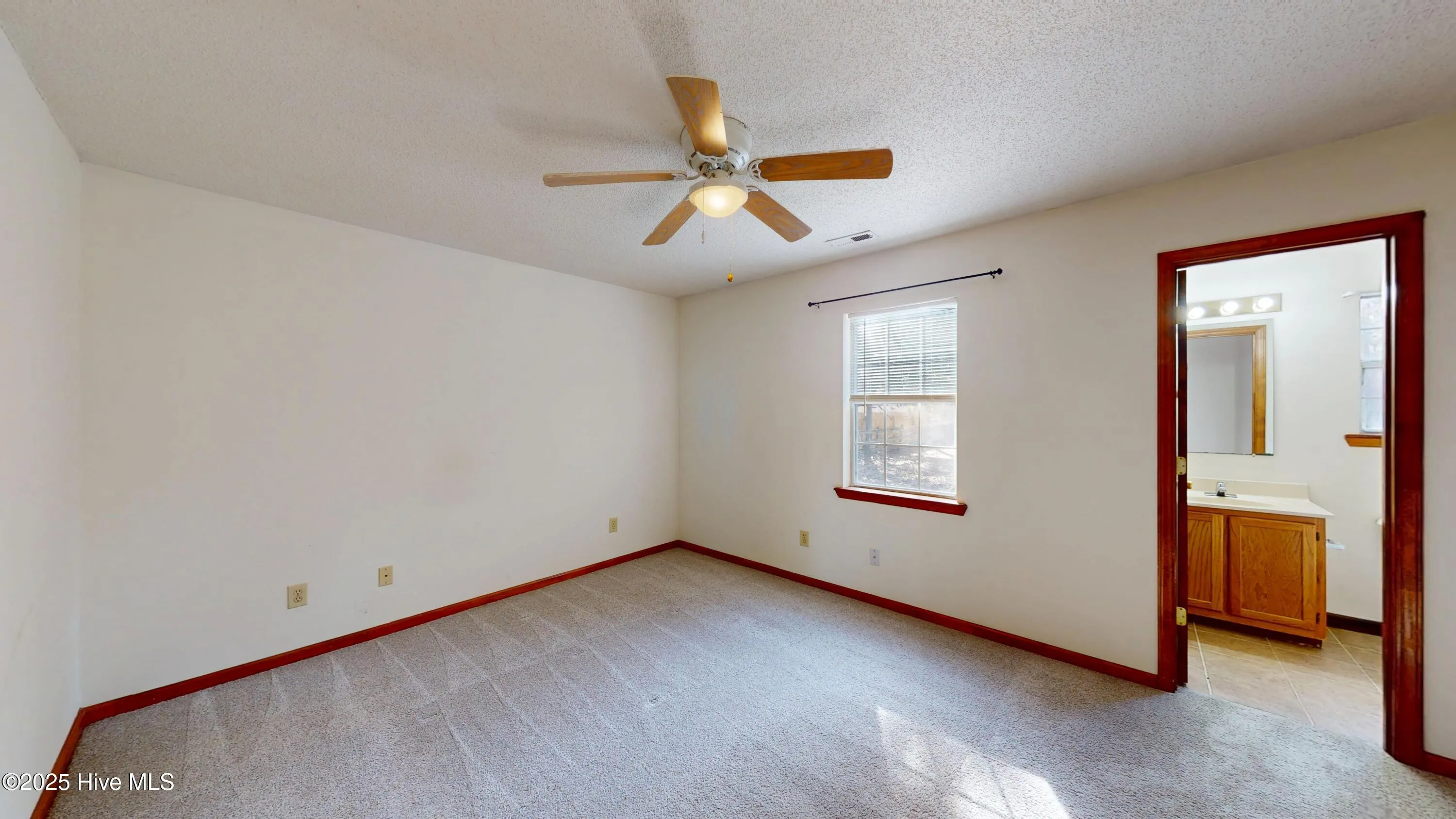 Hubert, North Carolina 28539, United States, 3 Bedrooms Bedrooms, ,2 BathroomsBathrooms,Residential,Active,80845