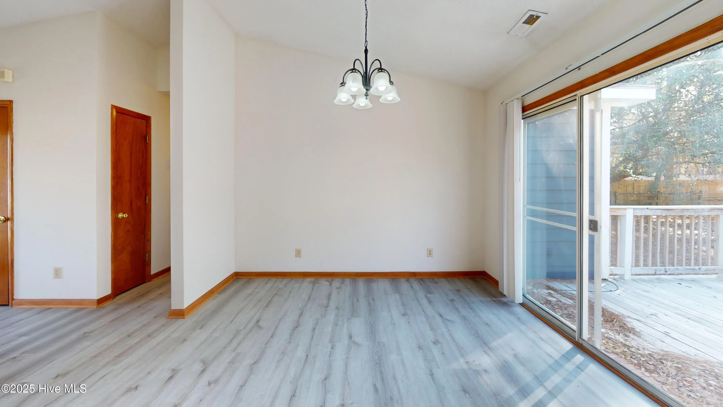 Hubert, North Carolina 28539, United States, 3 Bedrooms Bedrooms, ,2 BathroomsBathrooms,Residential,Active,80845