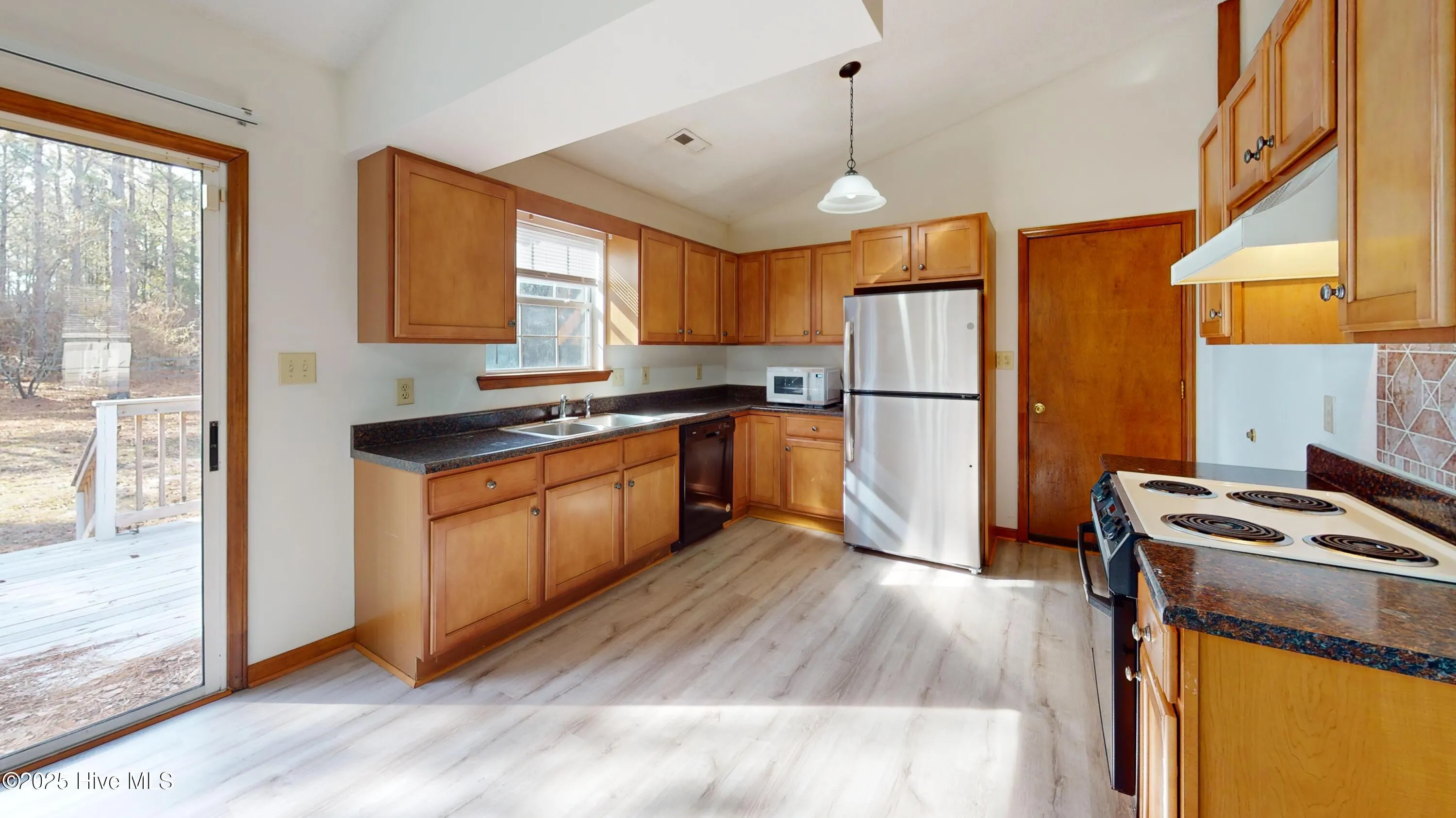 Hubert, North Carolina 28539, United States, 3 Bedrooms Bedrooms, ,2 BathroomsBathrooms,Residential,Active,80845