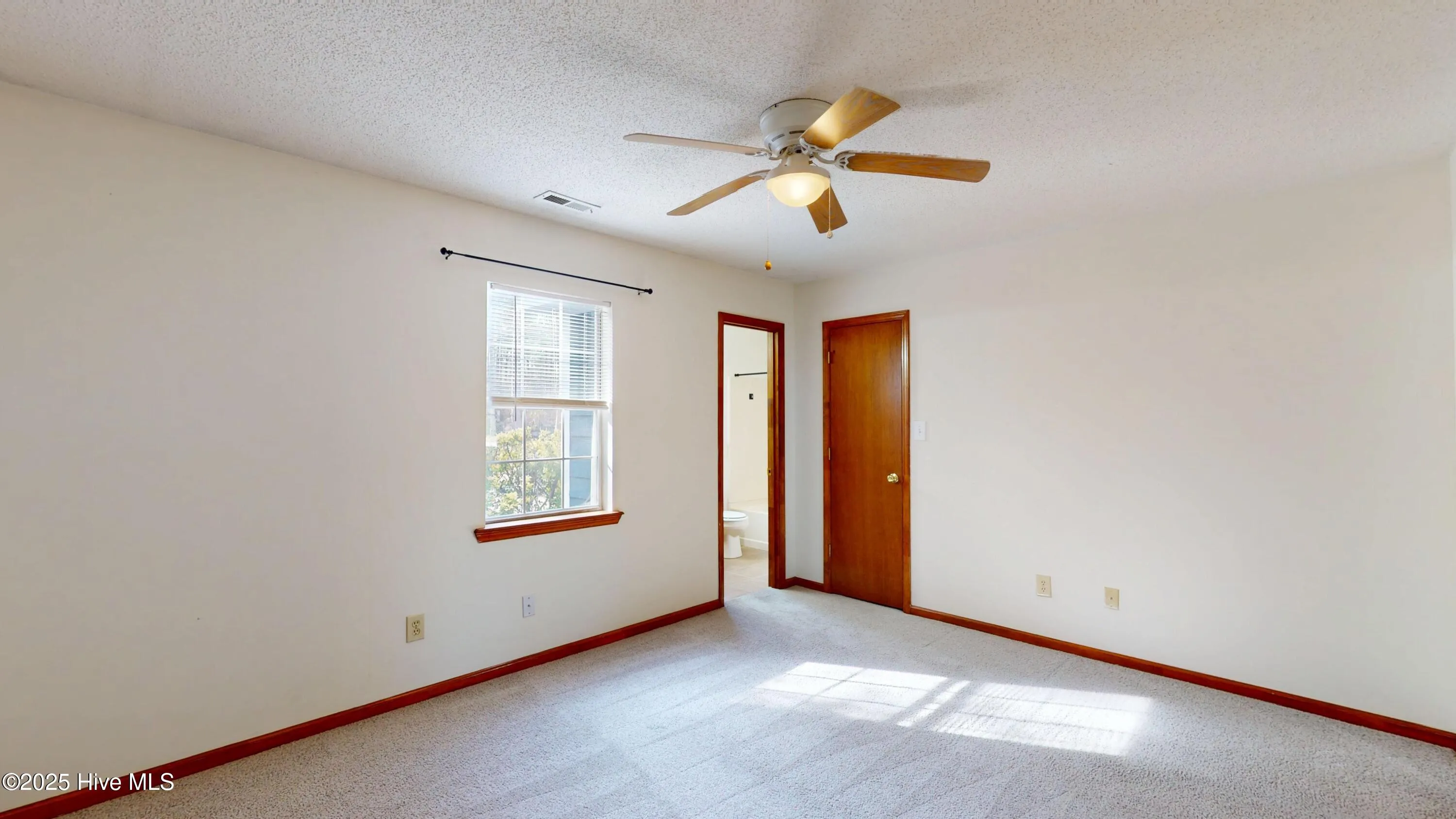 Hubert, North Carolina 28539, United States, 3 Bedrooms Bedrooms, ,2 BathroomsBathrooms,Residential,Active,80845