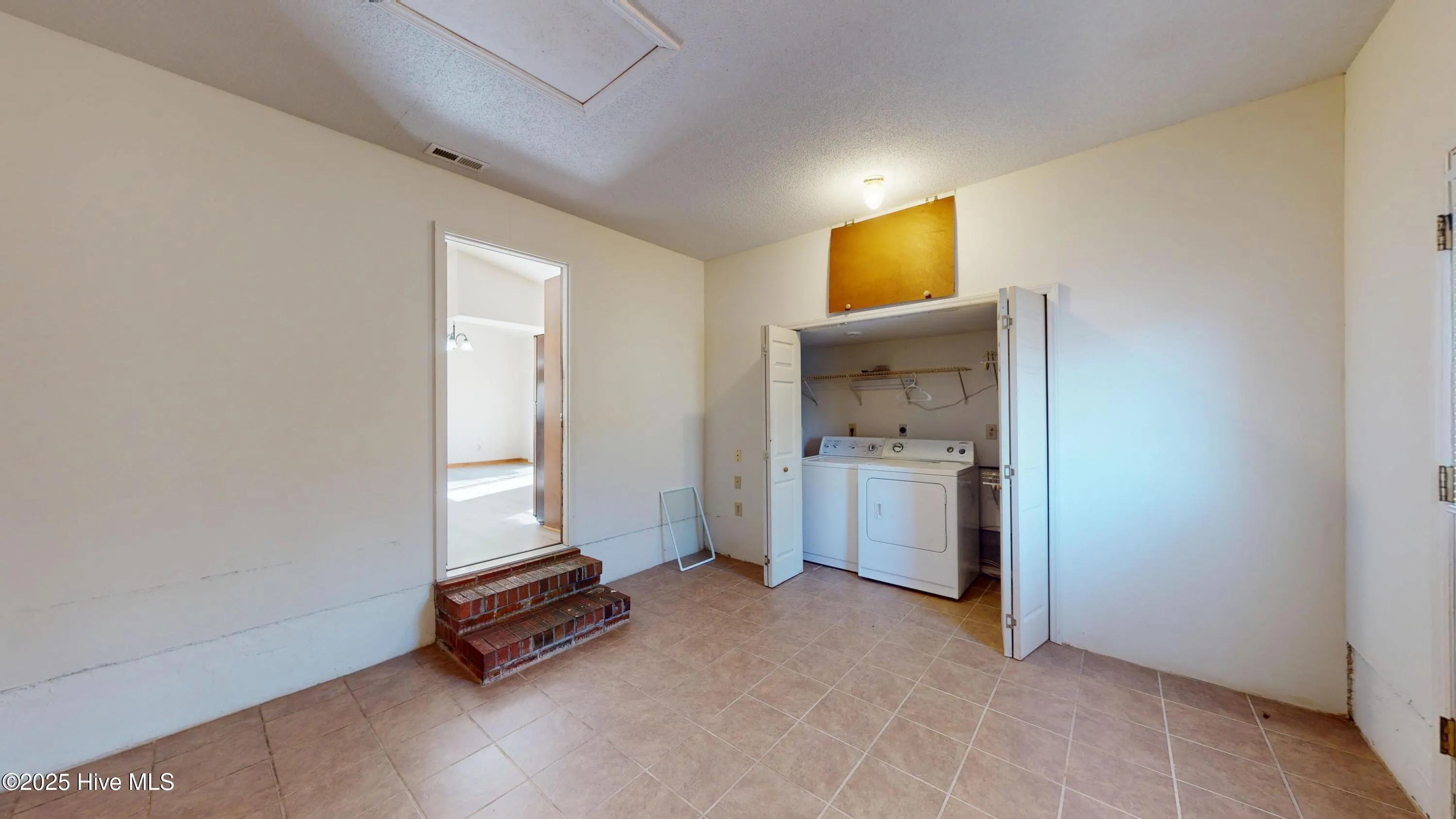 Hubert, North Carolina 28539, United States, 3 Bedrooms Bedrooms, ,2 BathroomsBathrooms,Residential,Active,80845