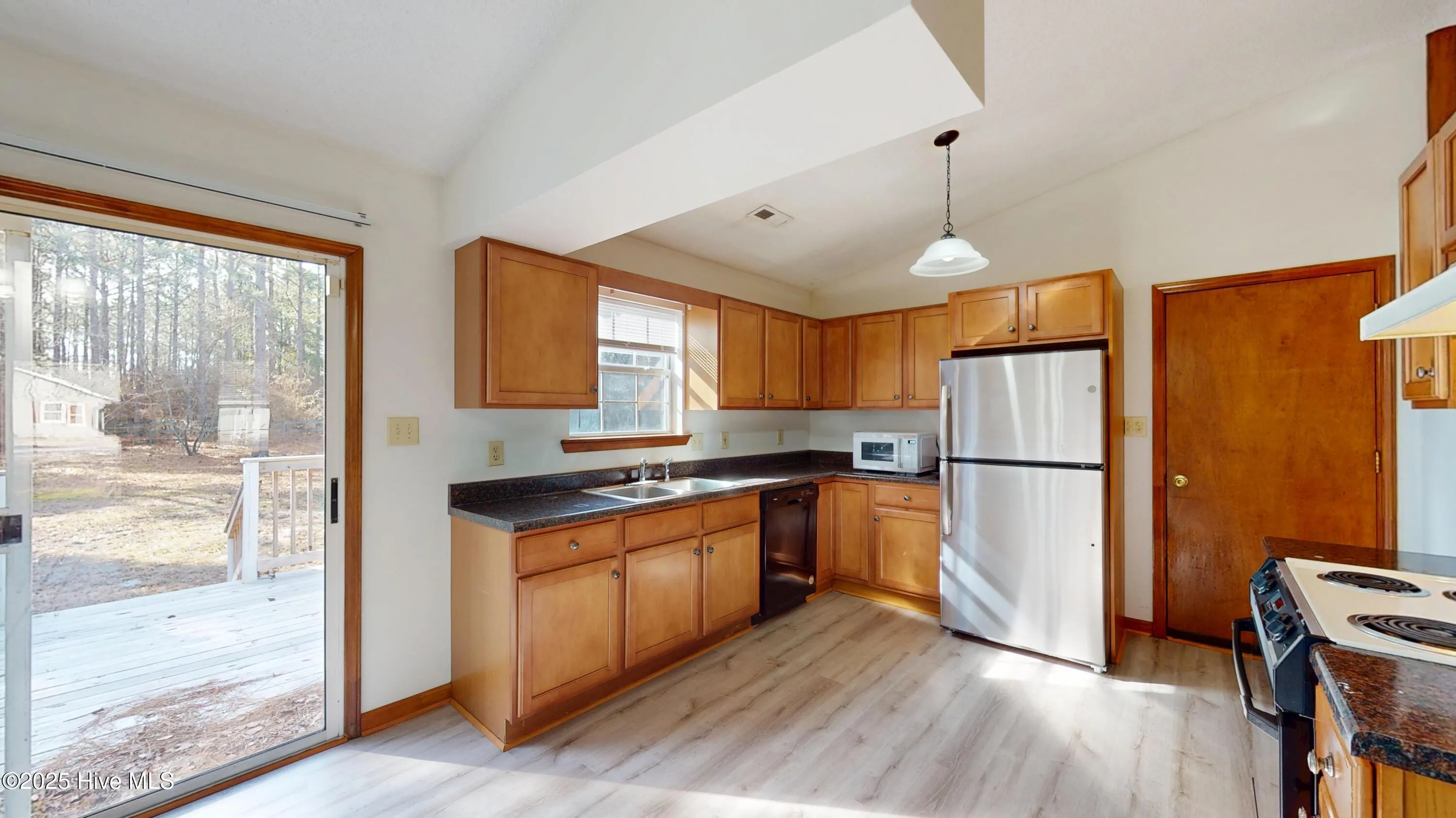 Hubert, North Carolina 28539, United States, 3 Bedrooms Bedrooms, ,2 BathroomsBathrooms,Residential,Active,80845