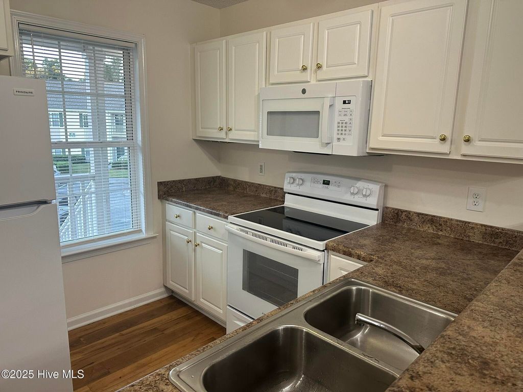 Photo of 4629 Mcclelland Drive #T-202, Wilmington, NC 28405 (MLS # 100537353)