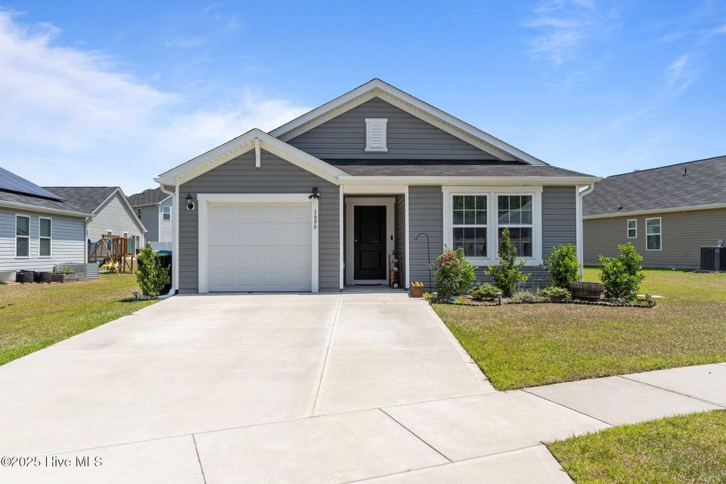 Photo of 1696 W Coronado Avenue SE, Bolivia, NC 28422 (MLS # 100506079)