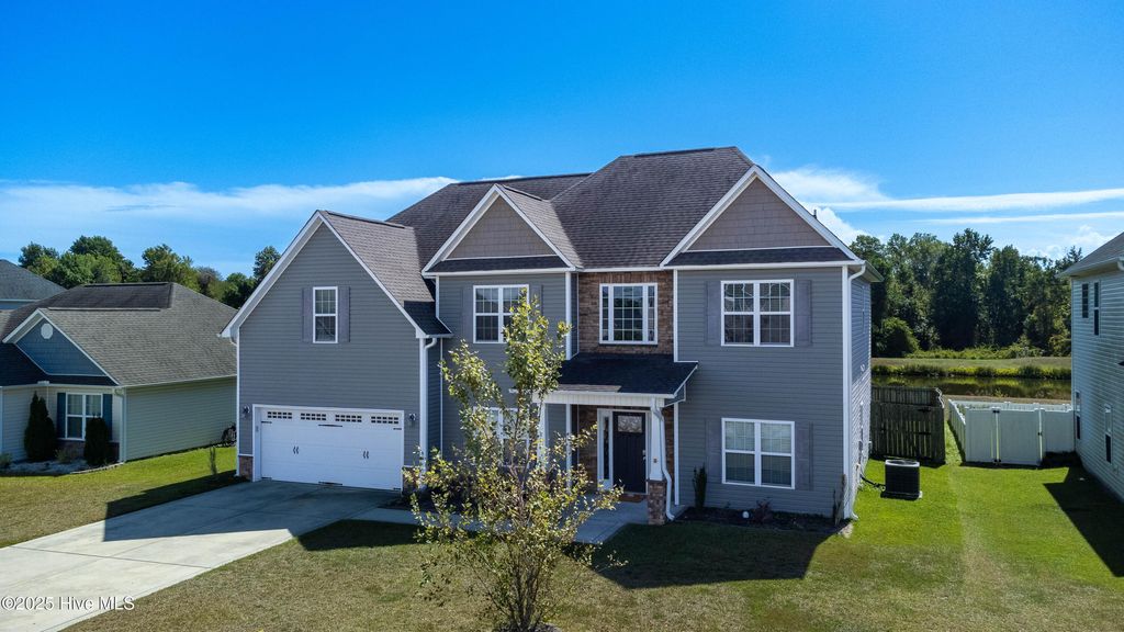 Photo of 262 Cuddy Court, Sneads Ferry, NC 28460 (MLS # 100528523)