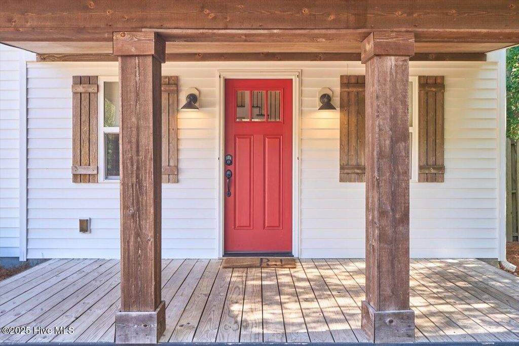 Photo of 415 W Vermont Avenue, Southern Pines, NC 28387 (MLS # 100535171)