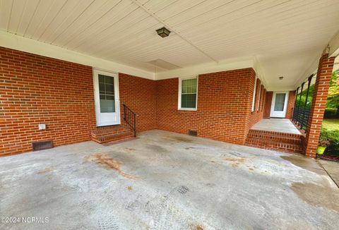 A home in Kinston