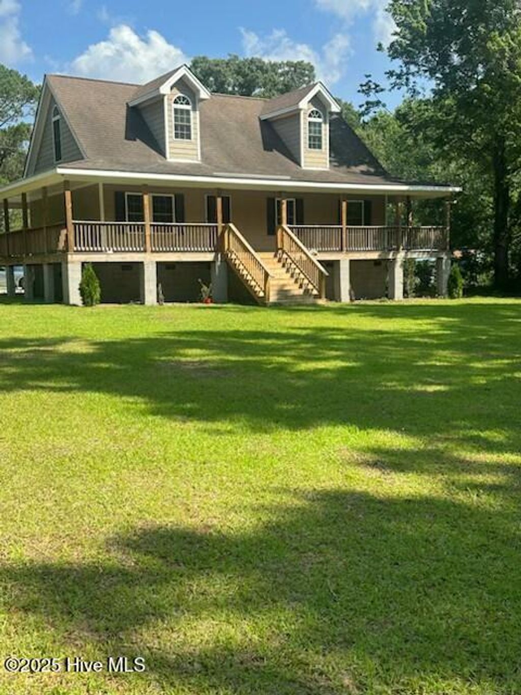 Photo of 3016 Dillon Way NE, Leland, NC 28451 (MLS # 100499381)