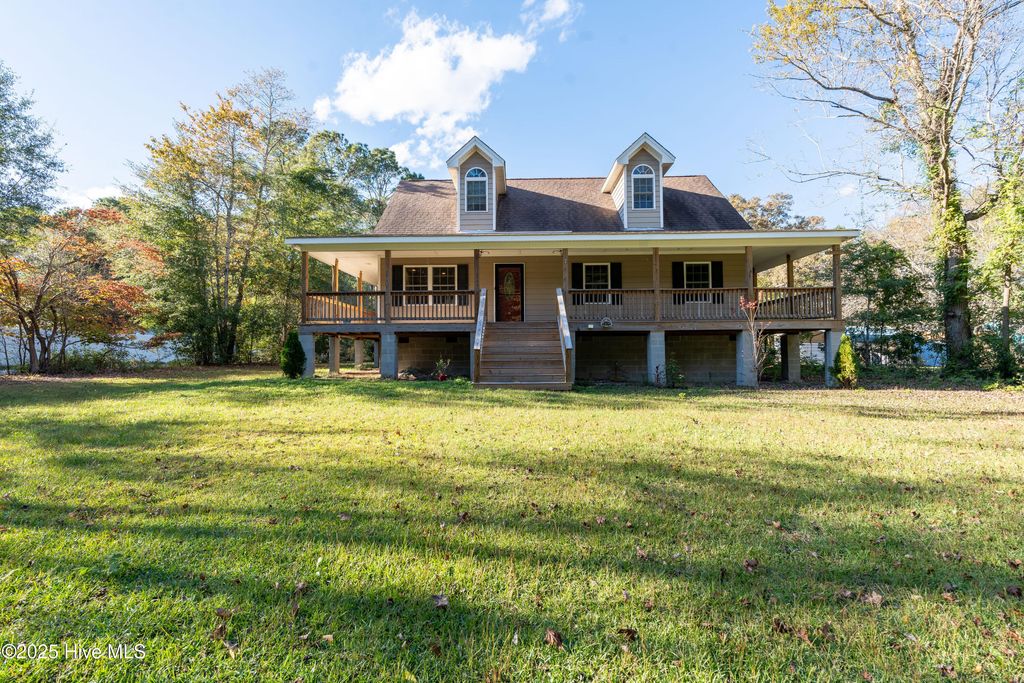 Photo of 3016 Dillon Way NE, Leland, NC 28451 (MLS # 100499381)