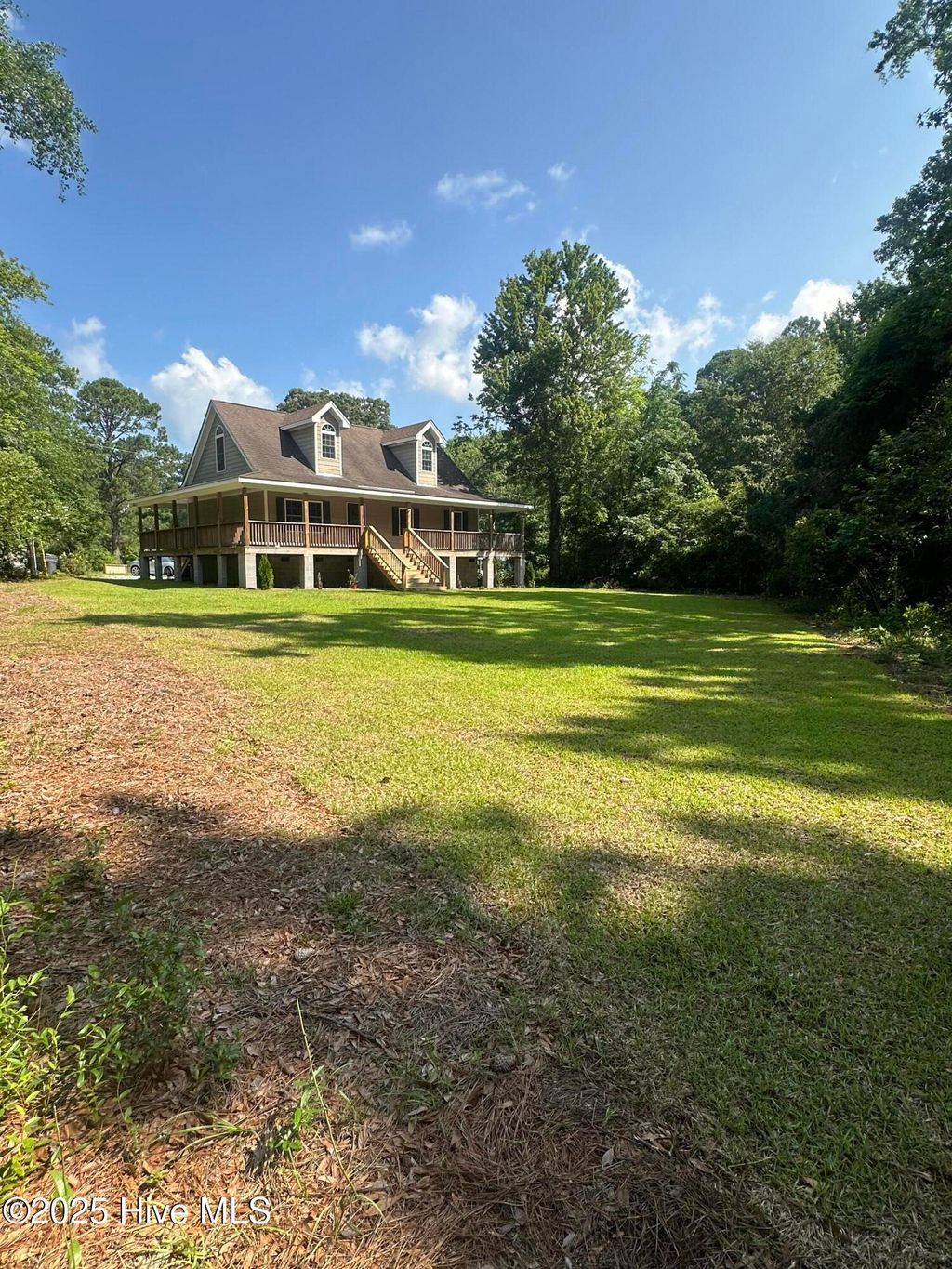 Photo of 3016 Dillon Way NE, Leland, NC 28451 (MLS # 100499381)