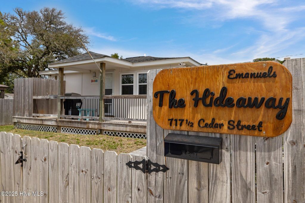 Photo of 717 Cedar Street #1/2, Beaufort, NC 28516 (MLS # 100541204)