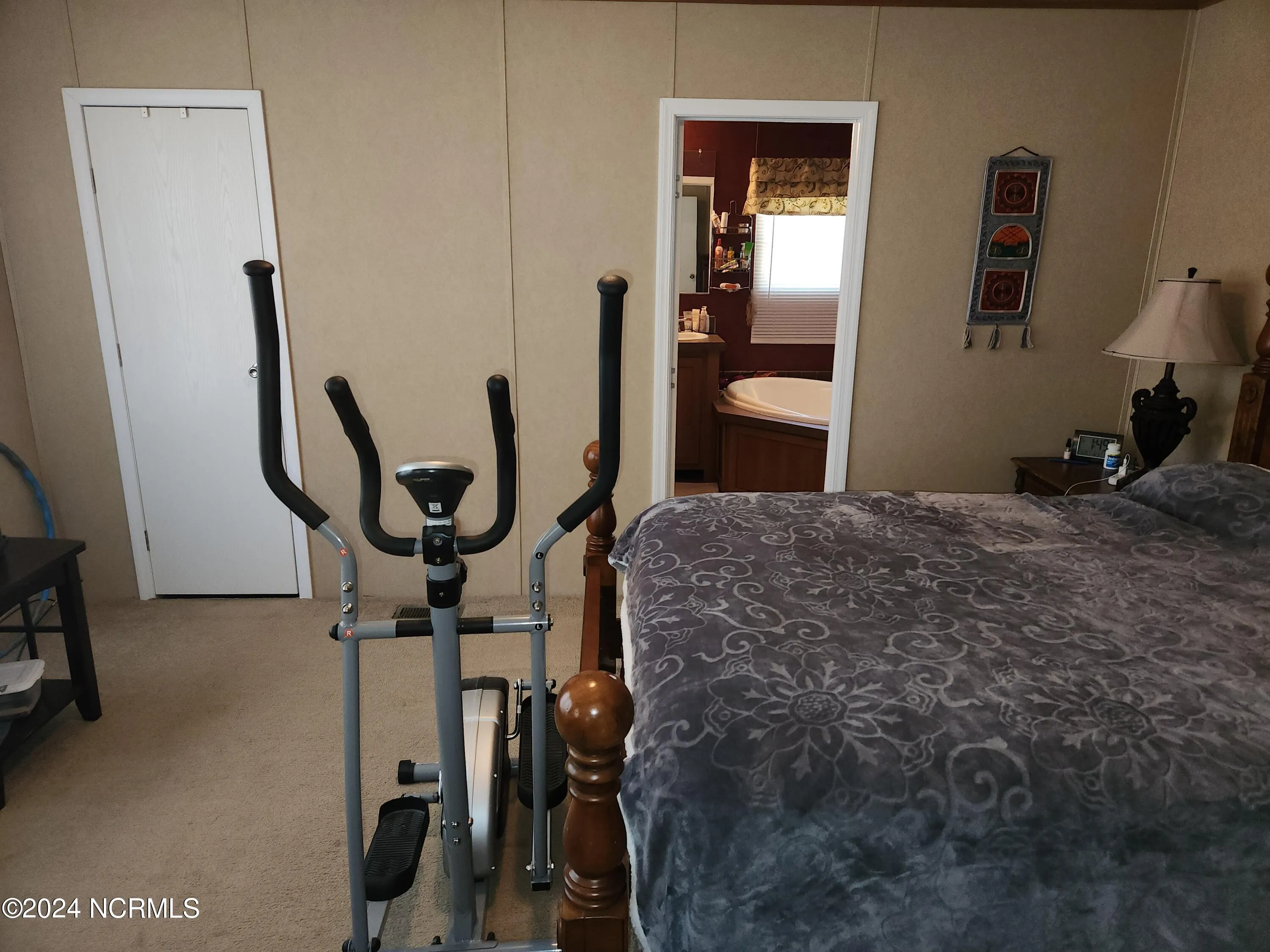 Dudley, North Carolina 28333, United States, 3 Bedrooms Bedrooms, ,2 BathroomsBathrooms,Residential,Pending,40463