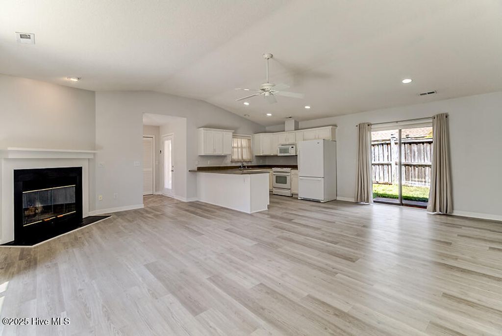 Photo of 307 Halyard Court, Wilmington, NC 28405 (MLS # 100532513)