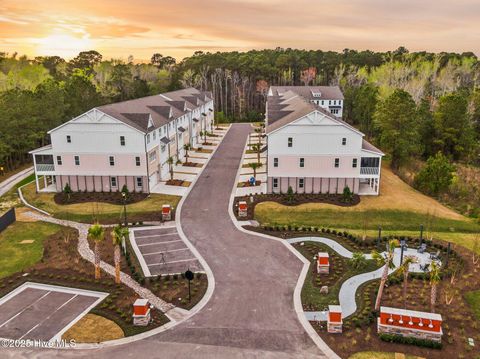 Tiny photo for 826 Anchors Bend Way #6, Wilmington, NC 28411 (MLS # 100532132)