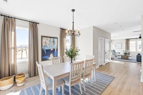 Tiny photo for 826 Anchors Bend Way #6, Wilmington, NC 28411 (MLS # 100532132)