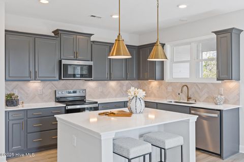 Tiny photo for 826 Anchors Bend Way #6, Wilmington, NC 28411 (MLS # 100532132)