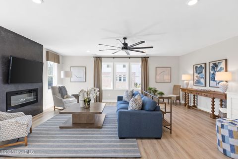 Tiny photo for 826 Anchors Bend Way #6, Wilmington, NC 28411 (MLS # 100532132)