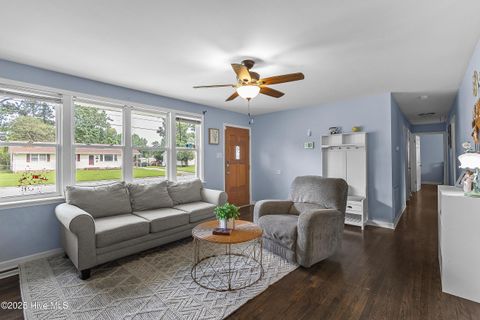 Tiny photo for 814 Edgewood Drive, Jacksonville, NC 28540 (MLS # 100538598)