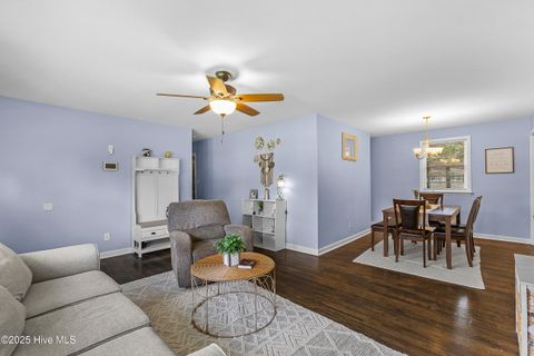Tiny photo for 814 Edgewood Drive, Jacksonville, NC 28540 (MLS # 100538598)